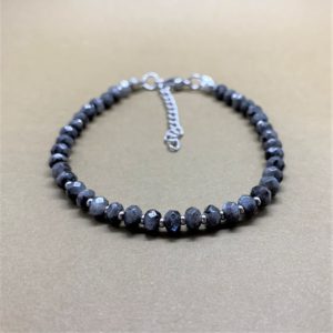 ლაბრადორიტის სამაჯური