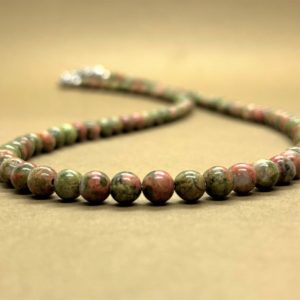 უნაკიტის ყელსაბამი