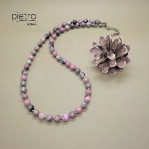 როდონიტის ყელსაბამი