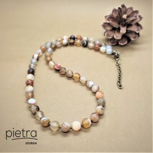 აგატის ყელსაბამი