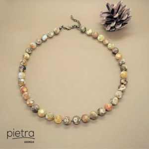 აგატის ყელსაბამი