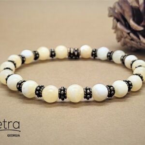 6 მმ. თაფლისფერი ჟადეიტის სამაჯური კაუჩუკზე