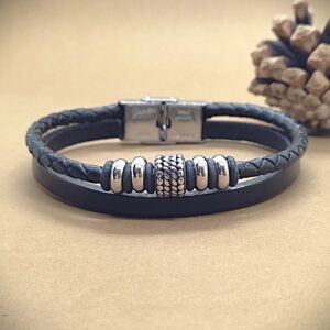 ტყავის სამაჯური ტექსტით