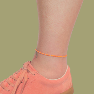 ნარინჯისფერი ფეხის სამკაული