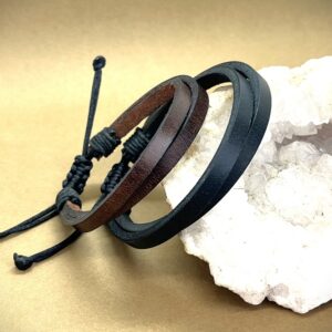 ტყავის სამაჯური წარწერით